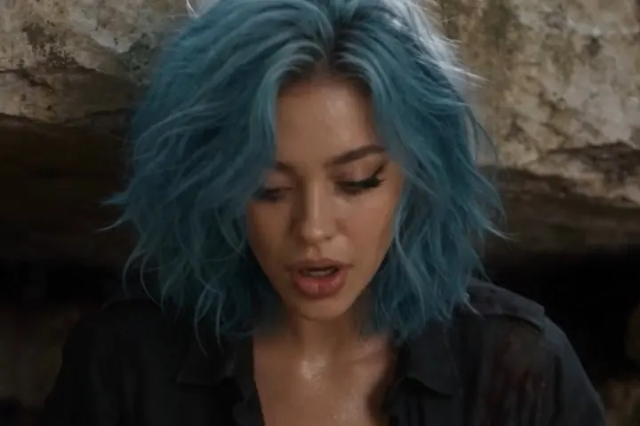 She Was Sent to Kill Me – opening frame of episode 1